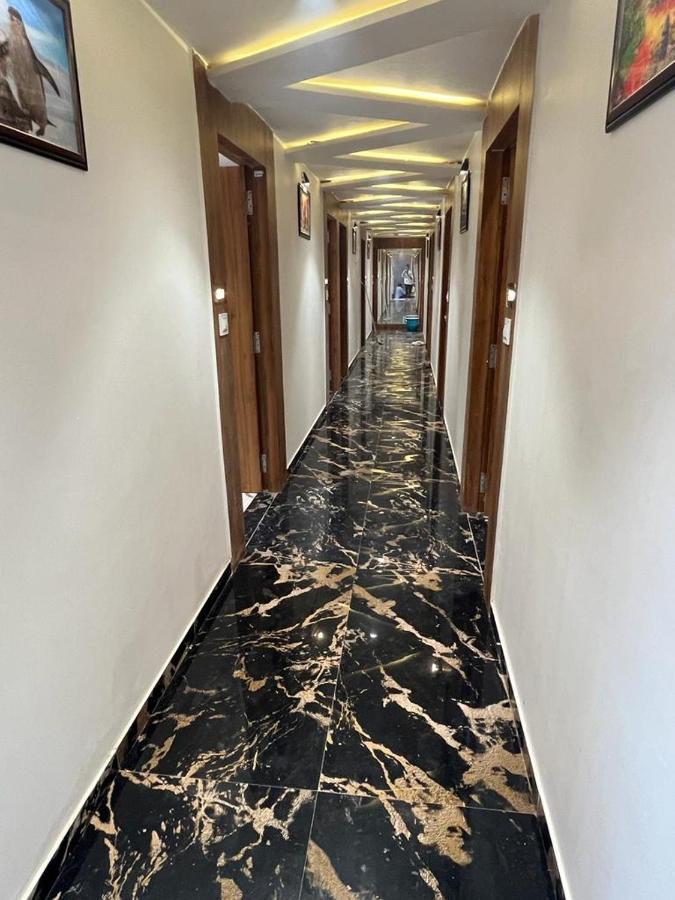 Hotel Palak Villa Ahmedabad Eksteriør billede