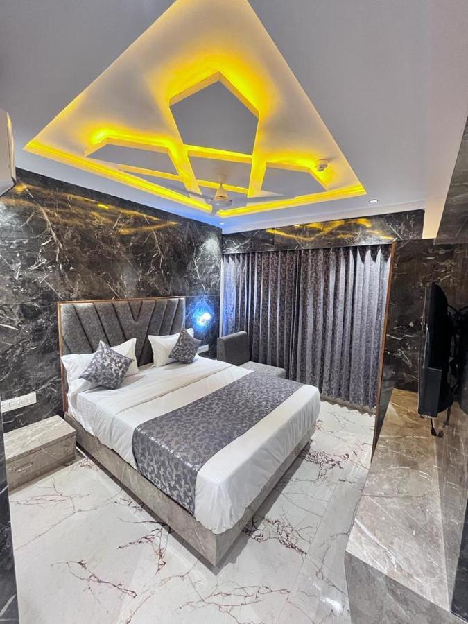 Hotel Palak Villa Ahmedabad Eksteriør billede