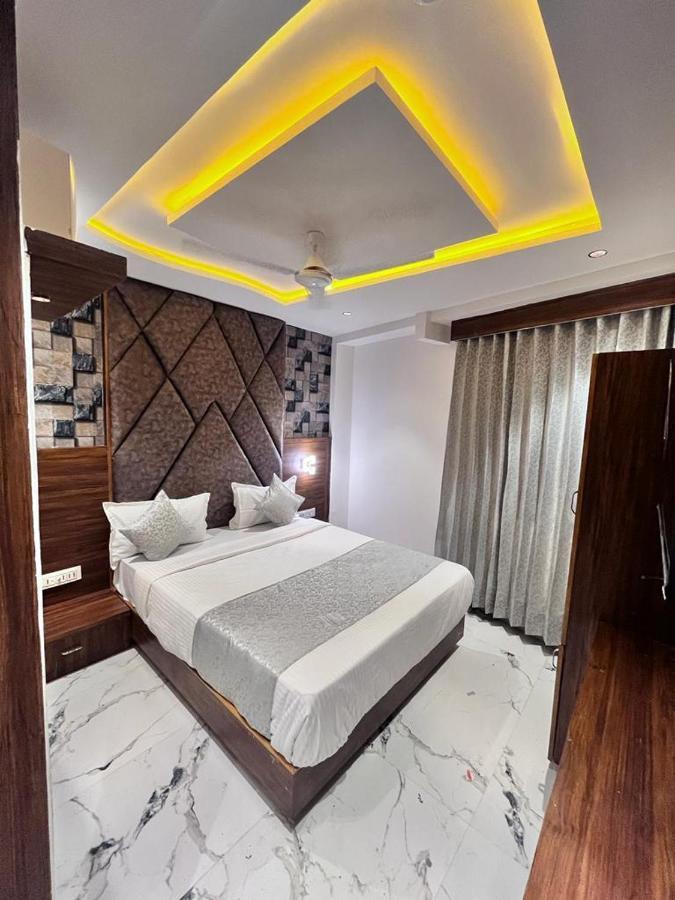 Hotel Palak Villa Ahmedabad Eksteriør billede