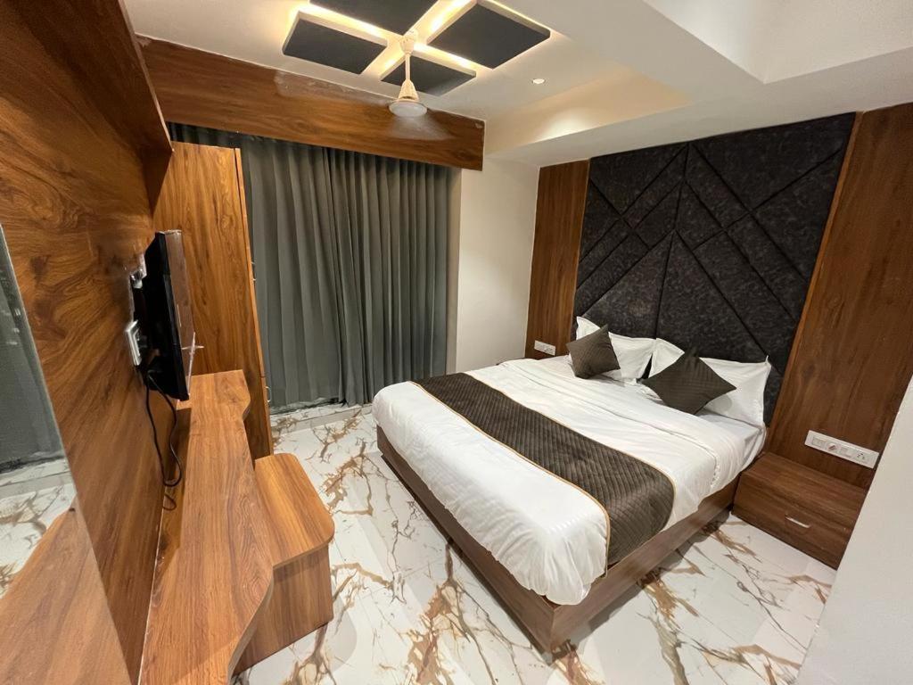 Hotel Palak Villa Ahmedabad Eksteriør billede